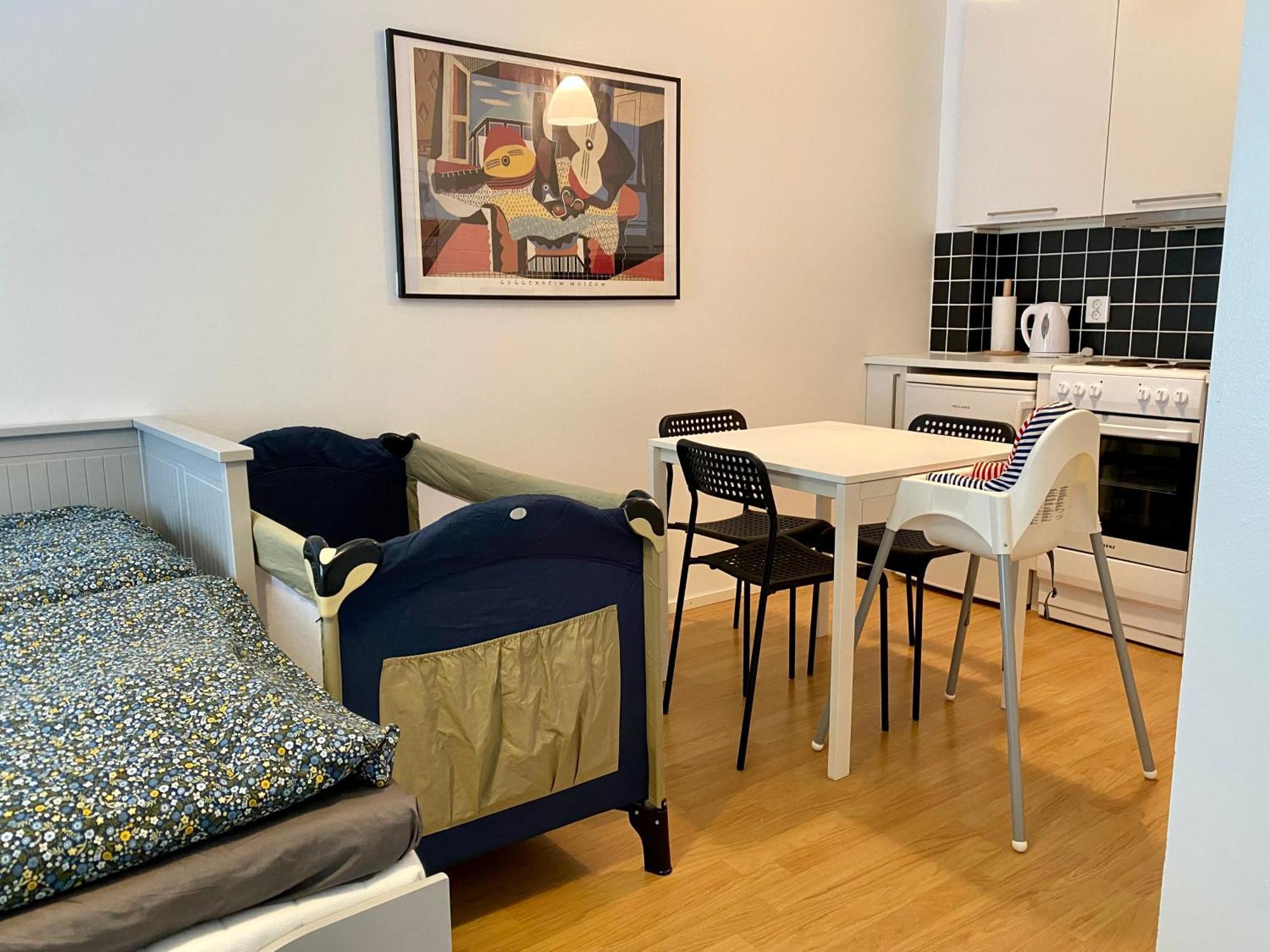 Tranquil Studio Near Nature, Free Parking& Wifi 헬싱키 외부 사진